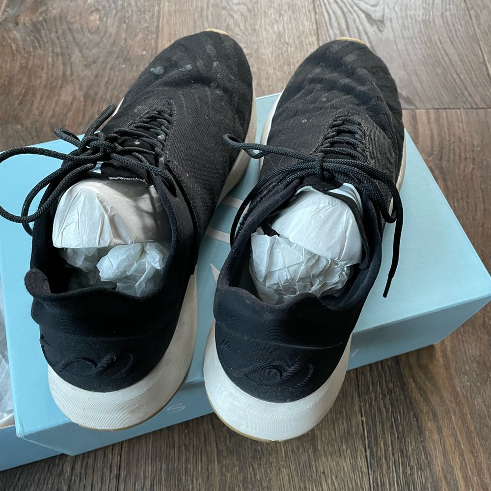SAYSH ONE athletic shoes